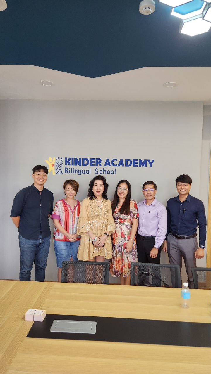 HXL – 4 Dec – Kinder Academy 01